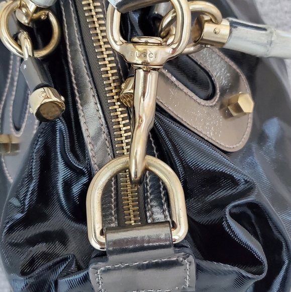 Gucci Patent leather handbag with bamboo handles - Picture 3 of 10